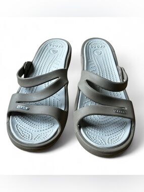 CROCS Women's Patricia Wedge Sandals Size 11 Tan/Cream